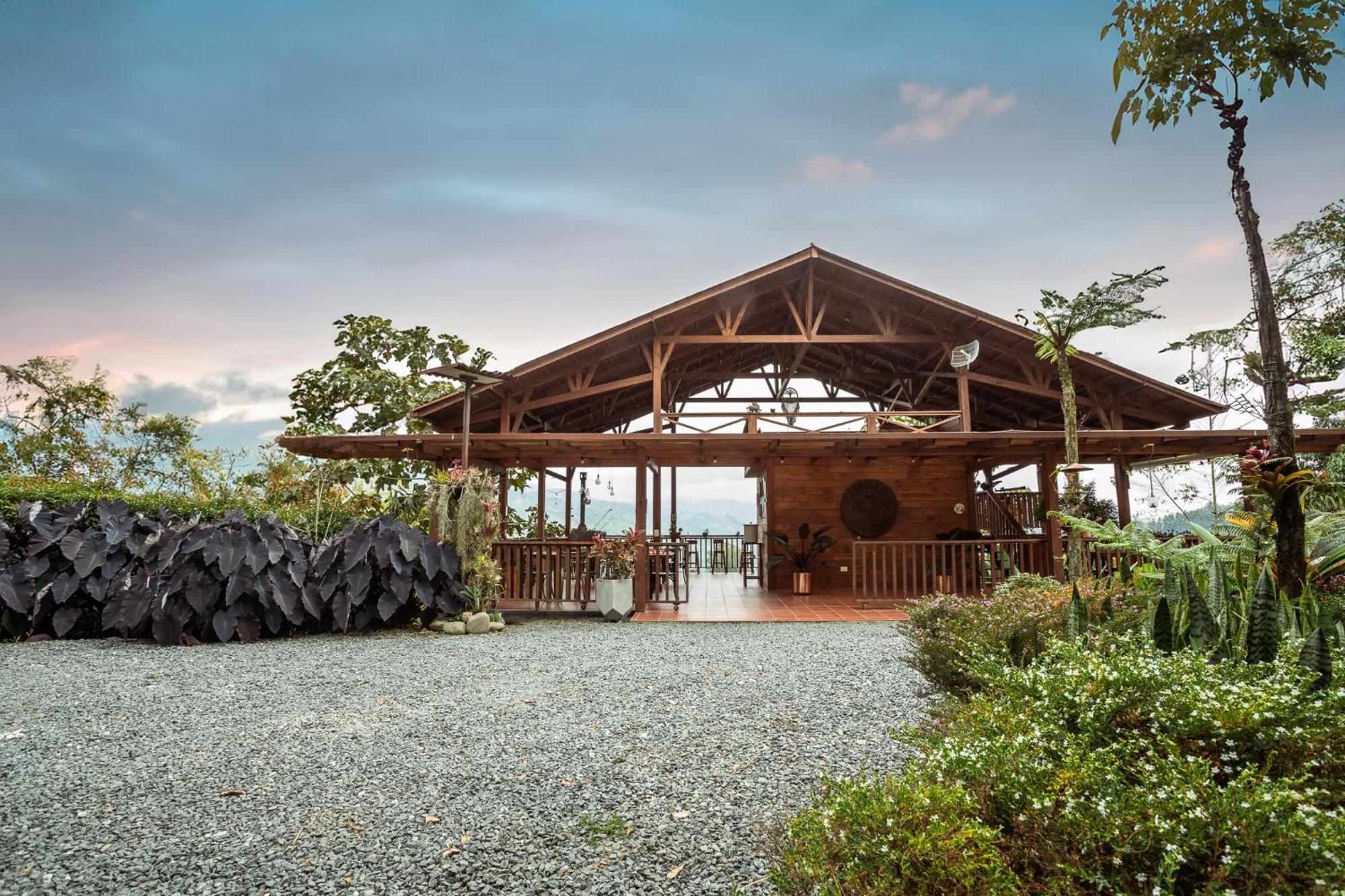 Tominejo Ecolodge - Casas En Los Arboles Neira Kültér fotó